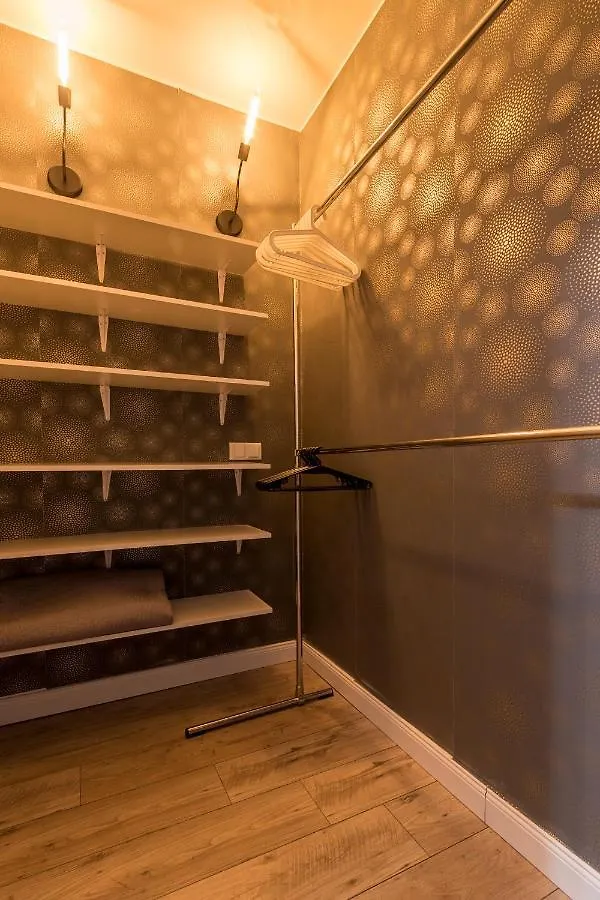 Good Apartments: Kierbedzia 6 with Free Parking and Garden Terrace Warsaw Apartment